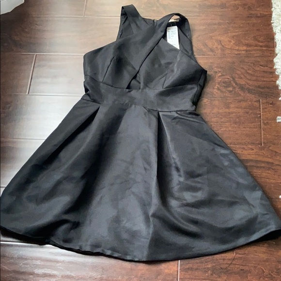 Mustard Seed Cross Front Black Dress - Picture 5 of 7